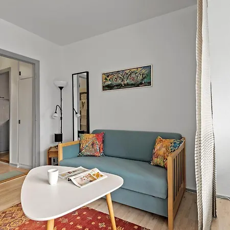 Apartment In With Wifi