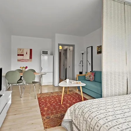 شقة In With Wifi إيسبيرغ