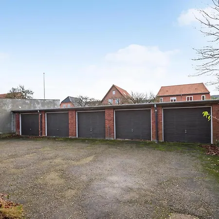 In With Wifi شقة *